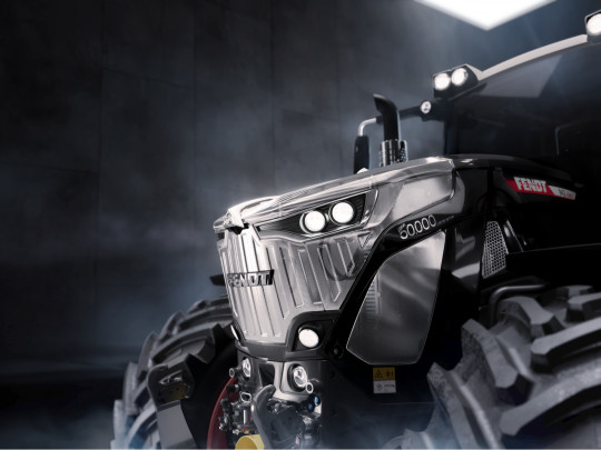 Fendt celebrates its 50,000th Fendt 900 Vario with a limited-edition special model