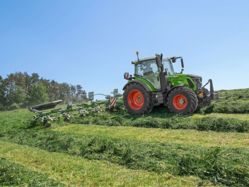 More than just a tractor. The Fendt 300 Vario