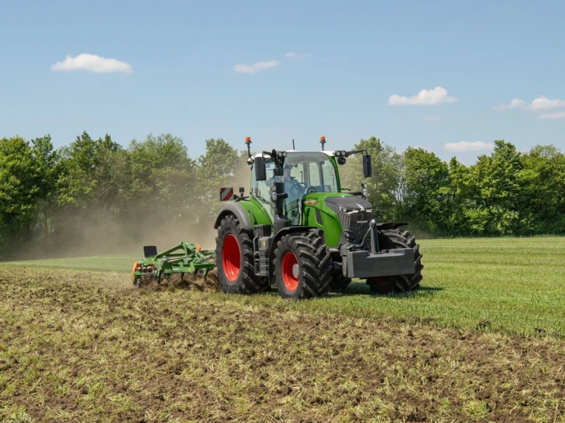 More power for Fendt 720 - 726 Vario Generation 7.1 and outstanding results in the DLG PowerMix test for the Fendt 724 Vario Gen7.1