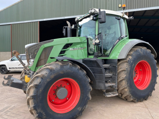FENDT 828 PROFI PLUS