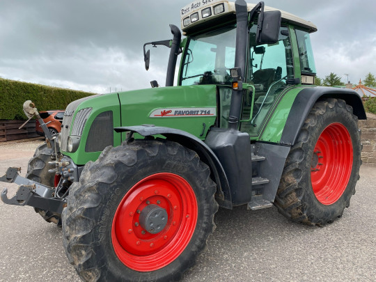 FENDT 714 VARIO