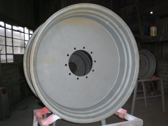 RAS TRACTOR WHEELS