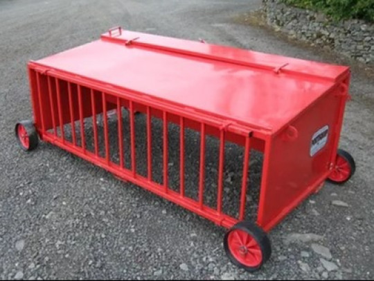 PORTEQUIP SINGLE LAMB CREEP FEEDER