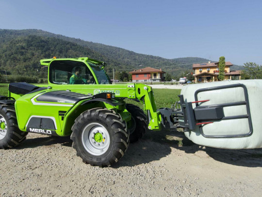 MERLO TF42.7 CS145