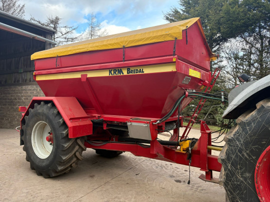 Bredal K85 lime / Fertiliser Spreader